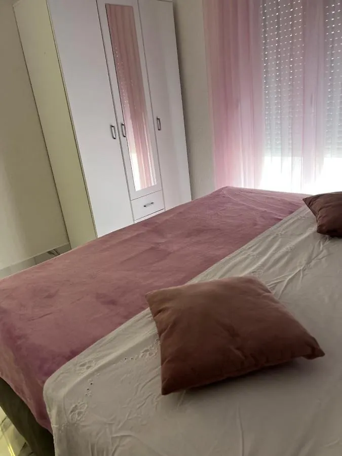 Apartment Vujcic 2 Donji Okrug  Croatia